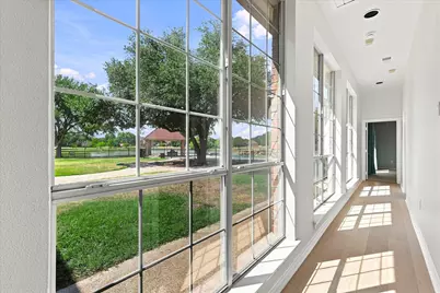 220 Meadow Lake Court, Double Oak, TX 75077 - Photo 27