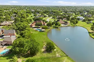 220 Meadow Lake Court, Double Oak, TX 75077 - Photo 3
