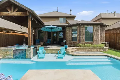 400 Ridgewood Drive, Lewisville, TX 75067 - Photo 5