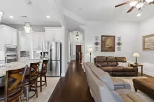 400 Ridgewood Dr, Lewisville, TX 75067 - Photo 1