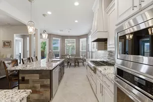 400 Ridgewood Dr, Lewisville, TX 75067 - Photo 11