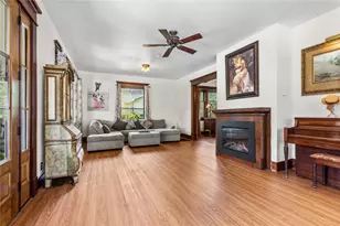 1319 S Crockett St, Sherman, TX 75090 - Photo 5