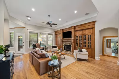 2111 Castle View Road, Mansfield, TX 76063 - Photo 19