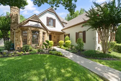 2111 Castle View Road, Mansfield, TX 76063 - Photo 3