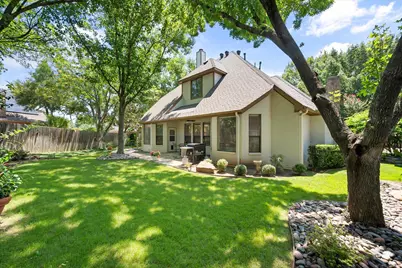 2111 Castle View Road, Mansfield, TX 76063 - Photo 35
