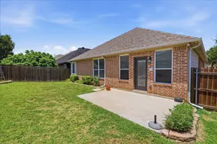 498 Grayson Ln, Lake Dallas, TX 75065 - Photo 23