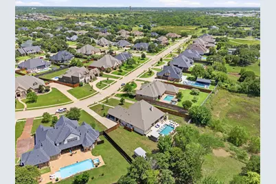 1045 Falcon Nest Drive, Kennedale, TX 76060 - Photo 33
