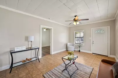 109 E Tyler Street, Ennis, TX 75119 - Photo 7