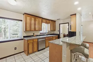 3702 Hastings Dr, Arlington, TX 76013 - Photo 7