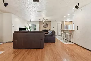 3702 Hastings Dr, Arlington, TX 76013 - Photo 27