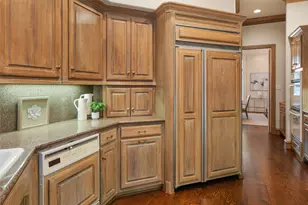 7 Knightwood Ct, Dallas, TX 75225 - Photo 21