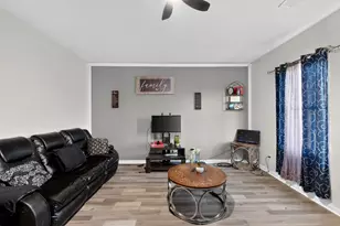 432 Glen Meadow Dr, Glenn Heights, TX 75154 - Photo 5