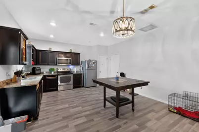 432 Glen Meadow Drive, Glenn Heights, TX 75154 - Photo 9