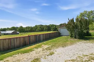 3790 Zion Hill Loop, Weatherford, TX 76088 - Photo 37
