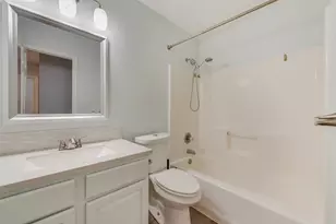 13513 Lost Spurs Rd, Fort Worth, TX 76262 - Photo 15