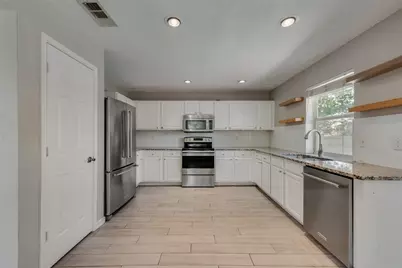 13513 Lost Spurs Road, Fort Worth, TX 76262 - Photo 7