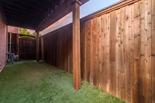4415 Holland Ave, Dallas, TX 75219 - Photo 15