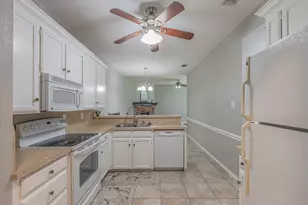 9265 Meandering Dr, North Richland Hills, TX 76182 - Photo 7