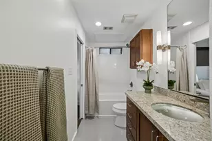 4031 Holland Ave, Dallas, TX 75219 - Photo 17