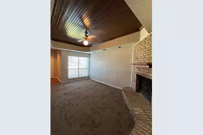320 Lochridge Drive, Azle, TX 76020 - Photo 3