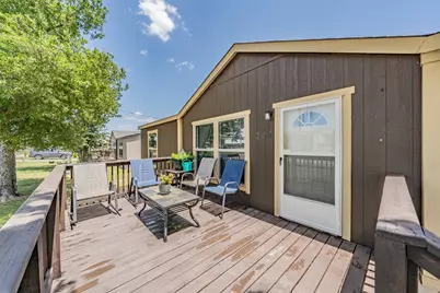 204 Overland Trail, Bridgeport, TX 76426 - Photo 5