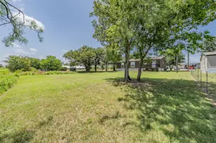 204 Overland Trail, Bridgeport, TX 76426 - Photo 9