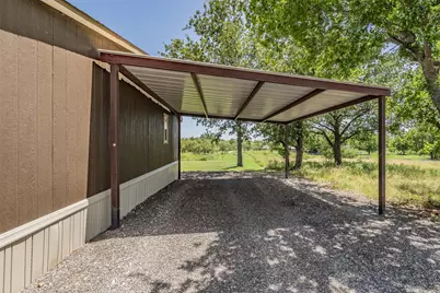 204 Overland Trail, Bridgeport, TX 76426 - Photo 3