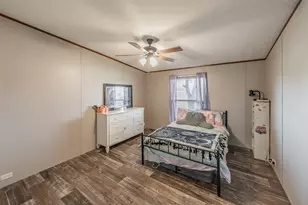 204 Overland Trail, Bridgeport, TX 76426 - Photo 35