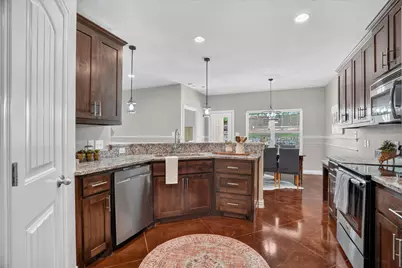 6403 Westover Drive, Granbury, TX 76049 - Photo 9