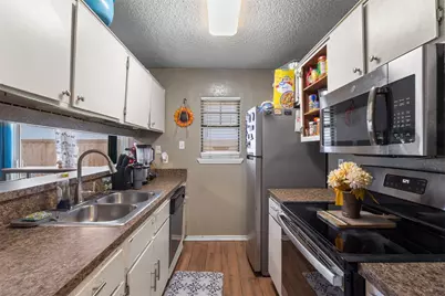 10319 Waterbury Drive, Dallas, TX 75217 - Photo 7
