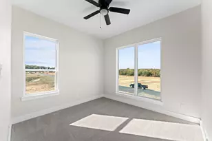 3415 Olympia Flds Dr, Burleson, TX 76028 - Photo 33