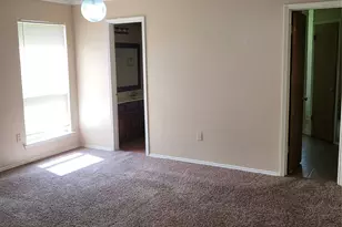 4200 Pyracantha Dr, Arlington, TX 76017 - Photo 9