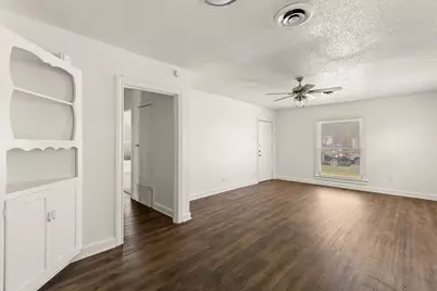 2712 Lyle Avenue, Waco, TX 76708 - Photo 5