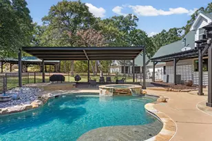 9674 Oak Meadow Ln, Pilot Point, TX 76258 - Photo 5