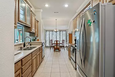 903 Winding Road, Granbury, TX 76049 - Photo 5