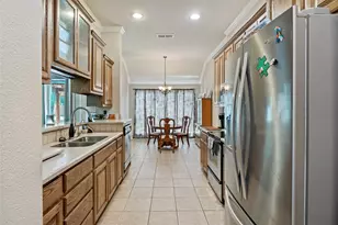 903 Winding Rd, Granbury, TX 76049 - Photo 5