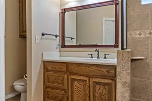 903 Winding Rd, Granbury, TX 76049 - Photo 9