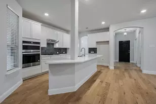 2037 Almassera Dr, Little Elm, TX 75068 - Photo 5
