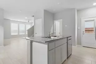 3012 Maple Orch Ln, Fort Worth, TX 76140 - Photo 5