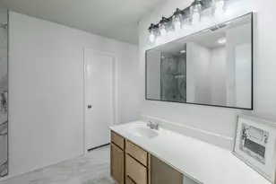 3148 Pine Valley Dr, Grand Prairie, TX 75052 - Photo 15