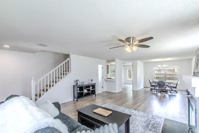 3148 Pine Valley Drive, Grand Prairie, TX 75052 - Photo 5