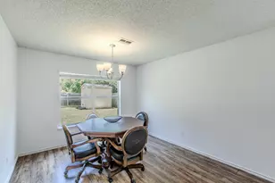 3148 Pine Valley Dr, Grand Prairie, TX 75052 - Photo 9