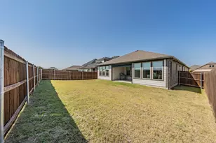 918 Hawthorn Ln, Mansfield, TX 76063 - Photo 37