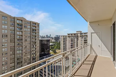 3225 Turtle Creek Boulevard #1547, Dallas, TX 75219 - Photo 19