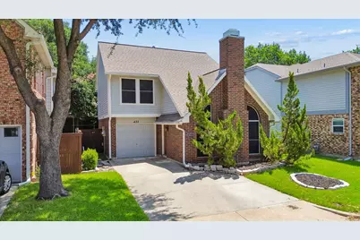 433 Moonlight Way, Irving, TX 75063 - Photo 1