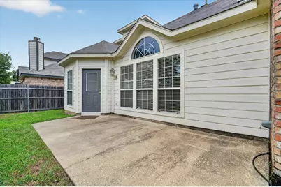 7724 Brook Meadow Lane, Fort Worth, TX 76133 - Photo 31