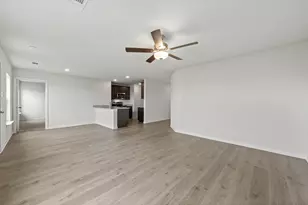 10105 Throttle Ln, Fort Worth, TX 76131 - Photo 5
