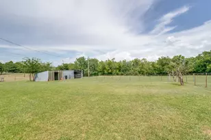 9495 Brittany Hill Rd, Sanger, TX 76266 - Photo 7