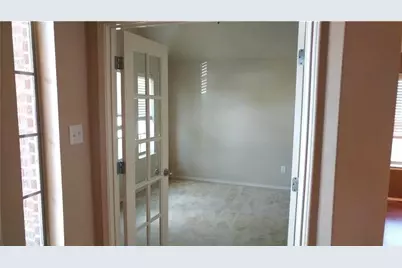 8512 Minturn Drive, Fort Worth, TX 76131 - Photo 11