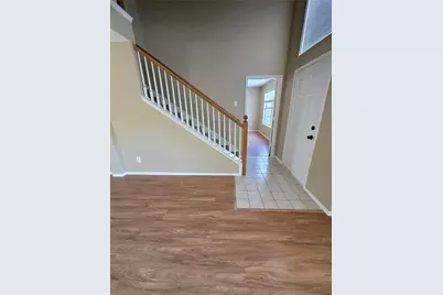 4512 Saddlebrook Drive, Carrollton, TX 75010 - Photo 3
